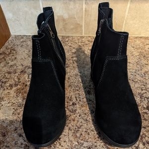 NIB Sorel Evie Booties sz. 8 black